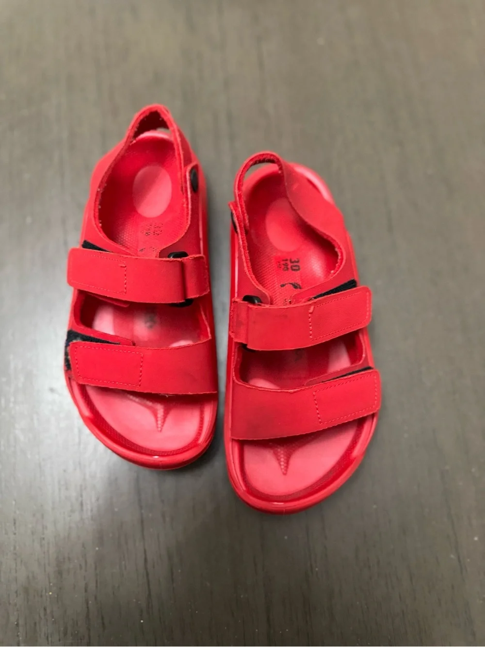 Birkenstock   Mogami HL  Kids Bright Red Double-Strap Sandals size EU30 us 12
